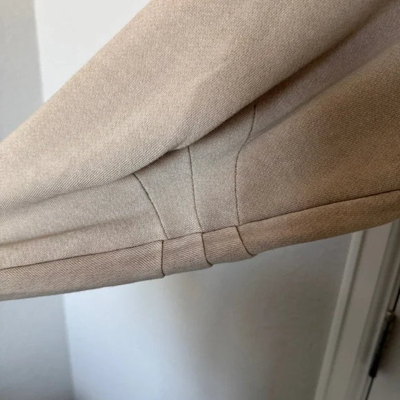 We the Free Venice V-Neck Sweatshirt, Fossil Island, L, NWT - Picture 7 of 16